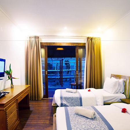 Royal Regantris Villa Karang Gili Air Exterior photo