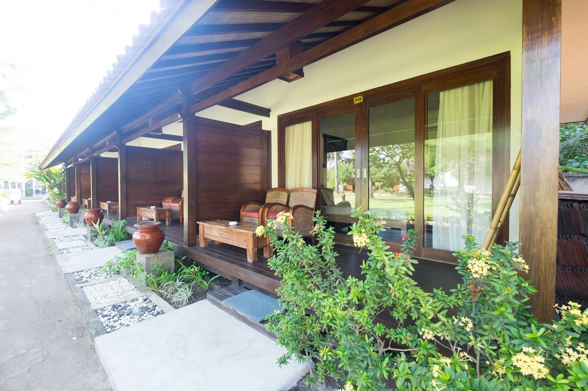 Royal Regantris Villa Karang Gili Air Exterior photo