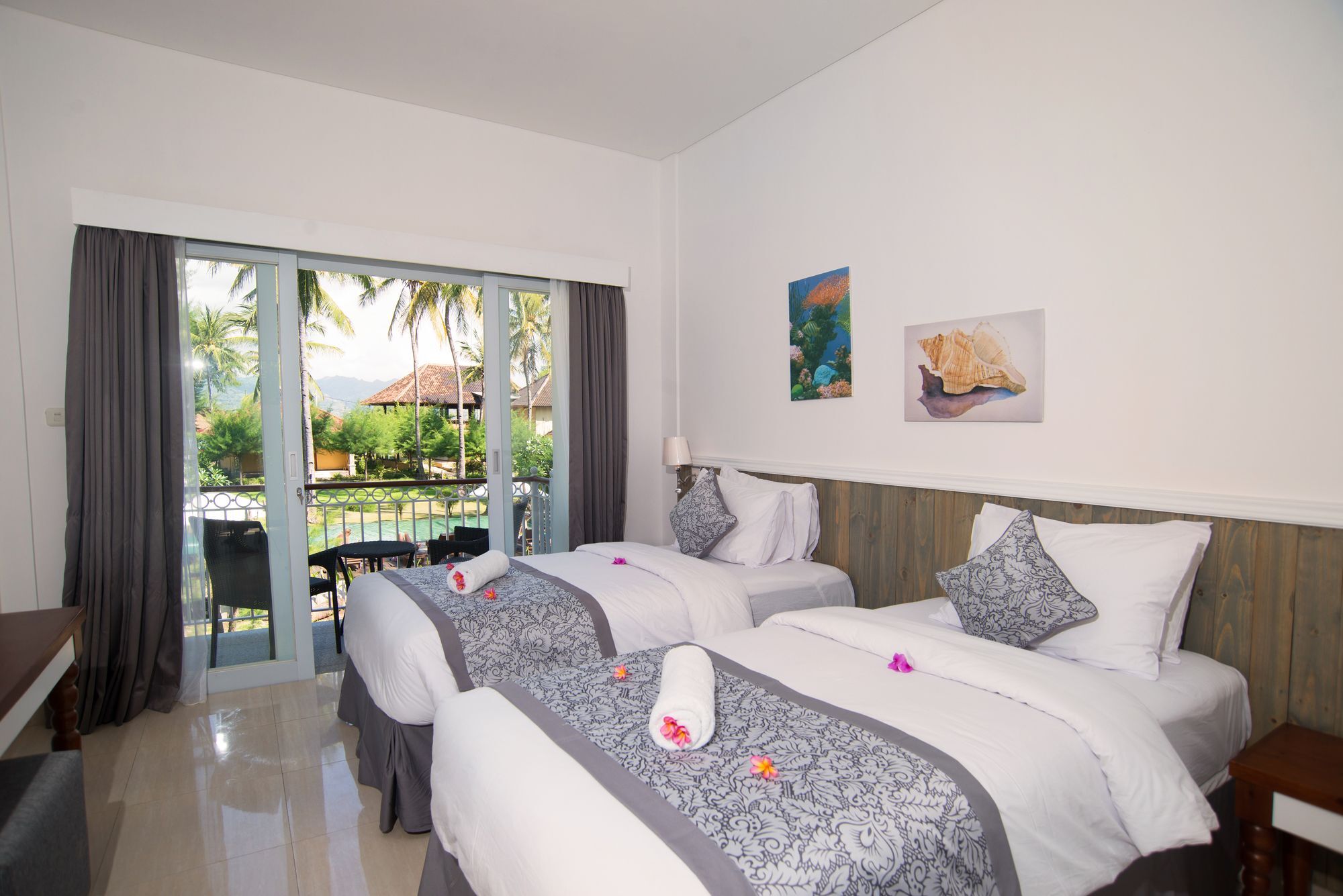 Royal Regantris Villa Karang Gili Air Exterior photo