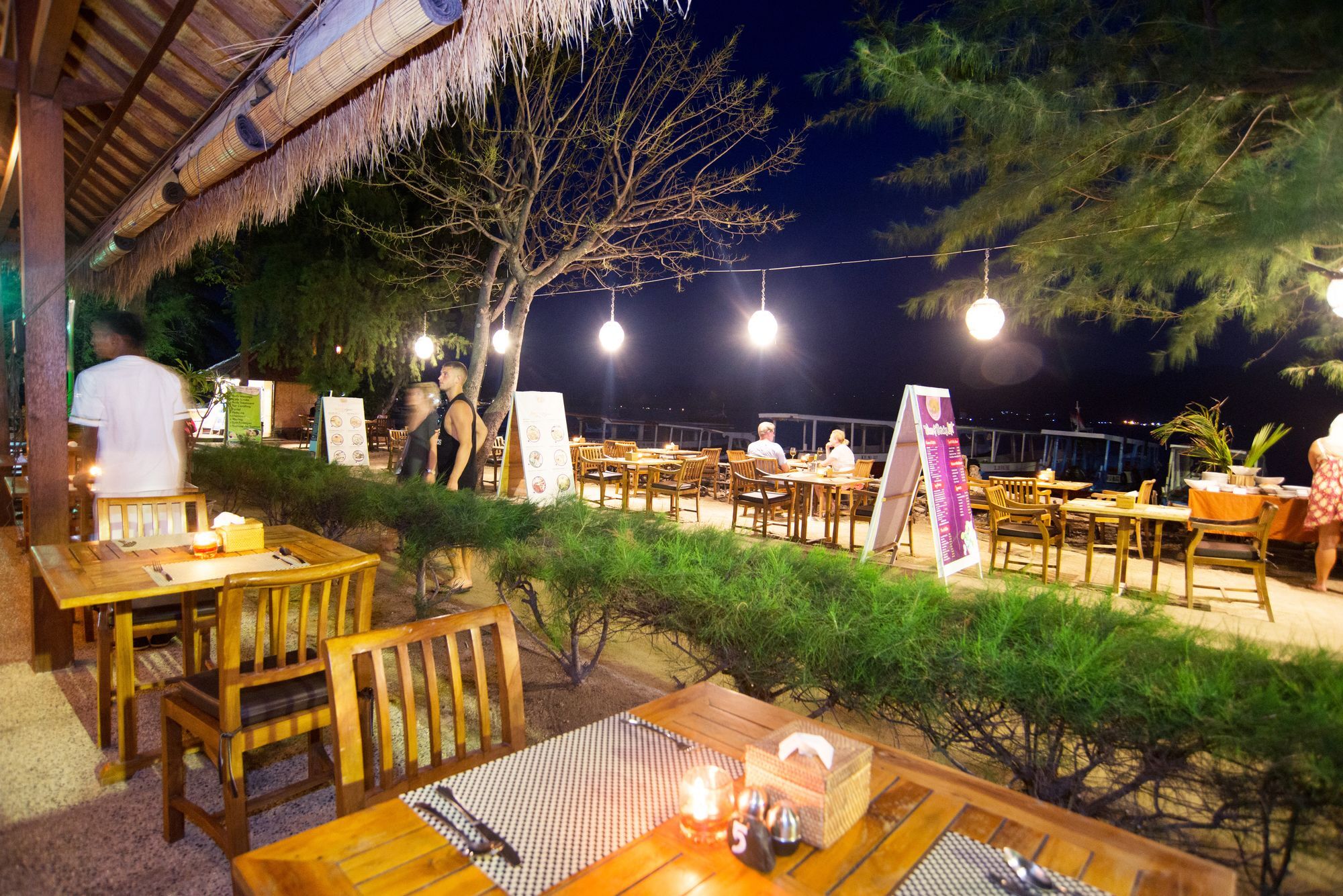 Royal Regantris Villa Karang Gili Air Exterior photo
