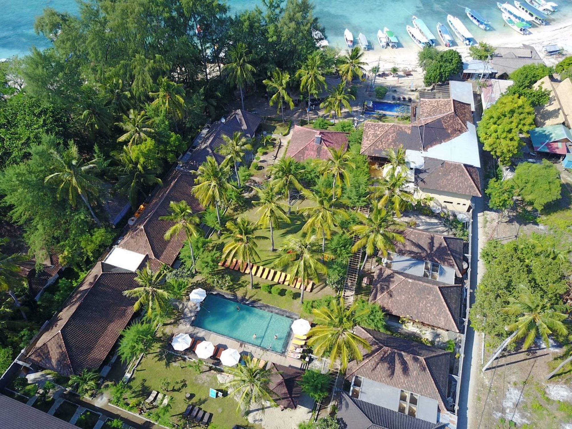 Royal Regantris Villa Karang Gili Air Exterior photo