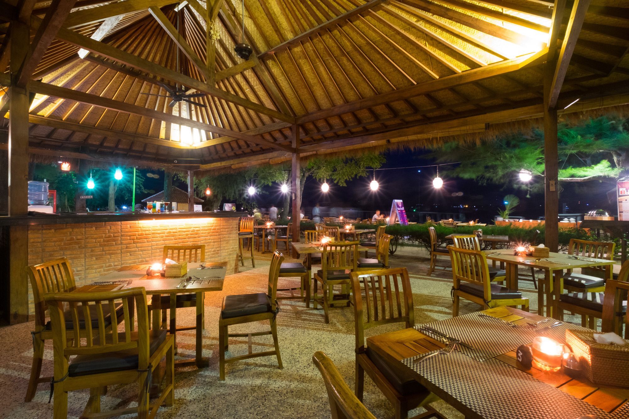 Royal Regantris Villa Karang Gili Air Exterior photo