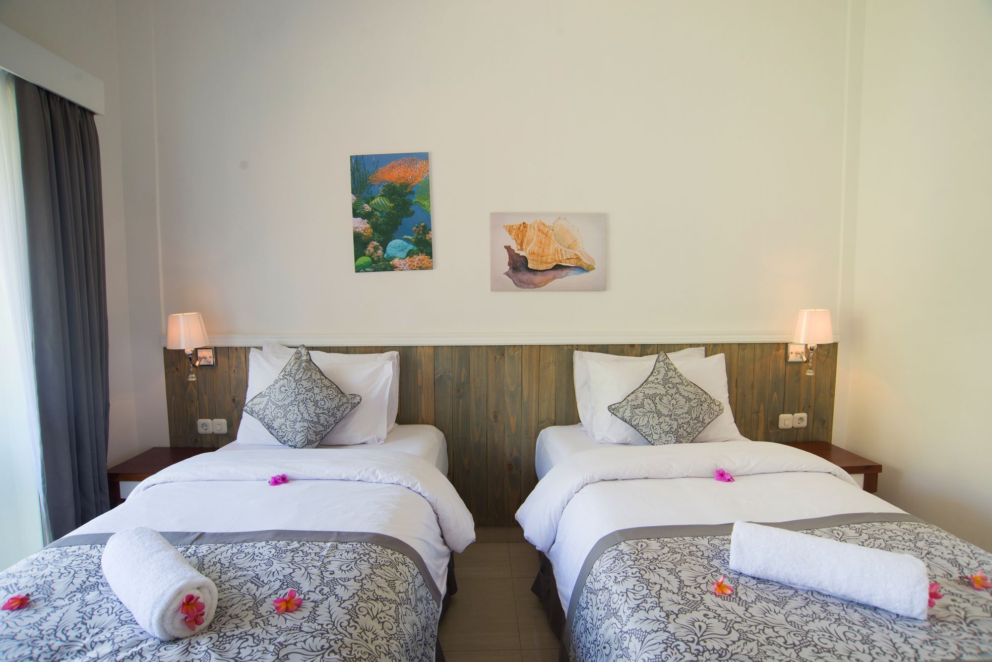 Royal Regantris Villa Karang Gili Air Exterior photo